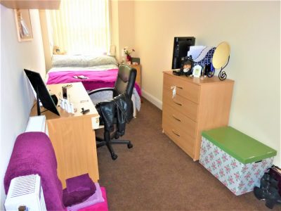 spare student room to rent Lancaster University approved