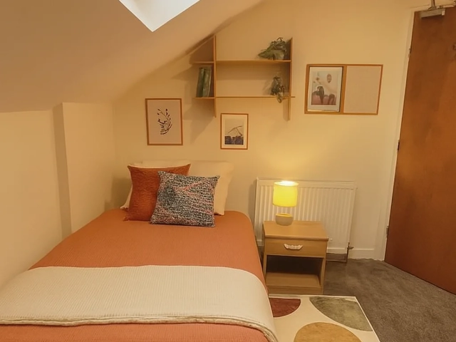 Gregson Road Spare Room