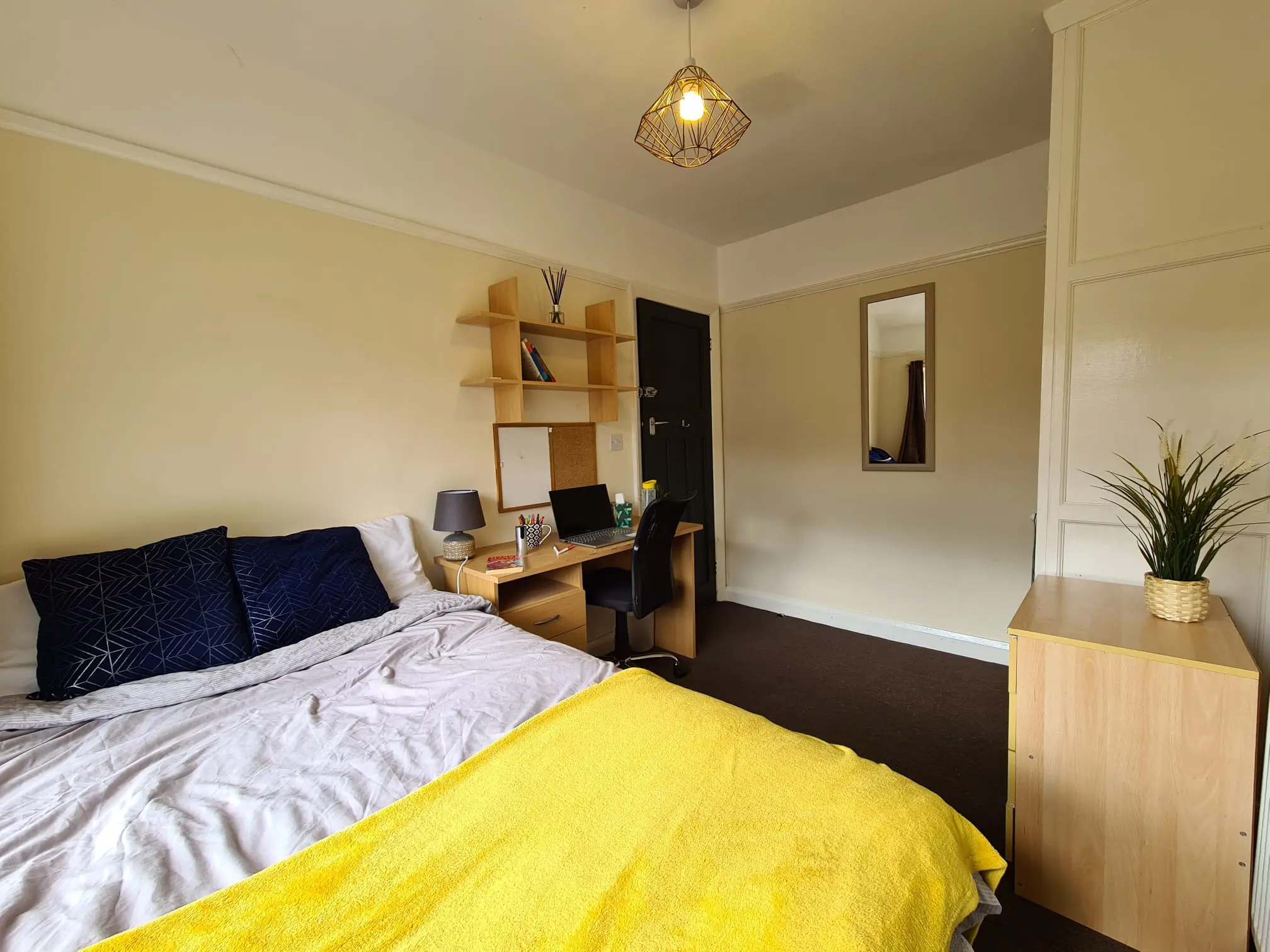 3-bedroom student house in Fairfield, Lancaster, with private garden and on-street parking lancaster university accommodation prices